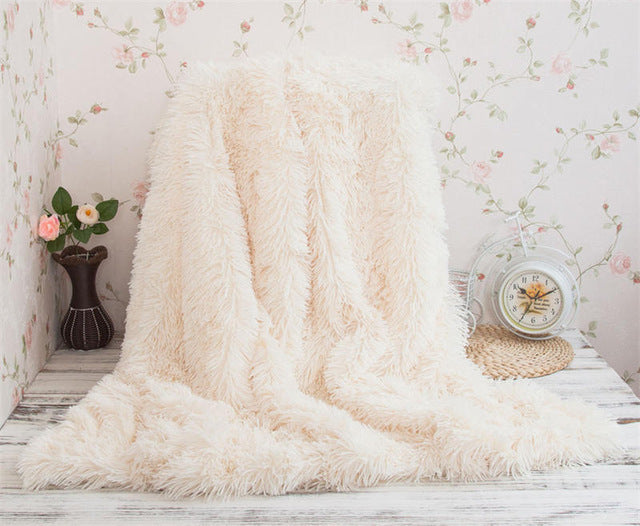 Super Shaggy Faux Fur Blanket