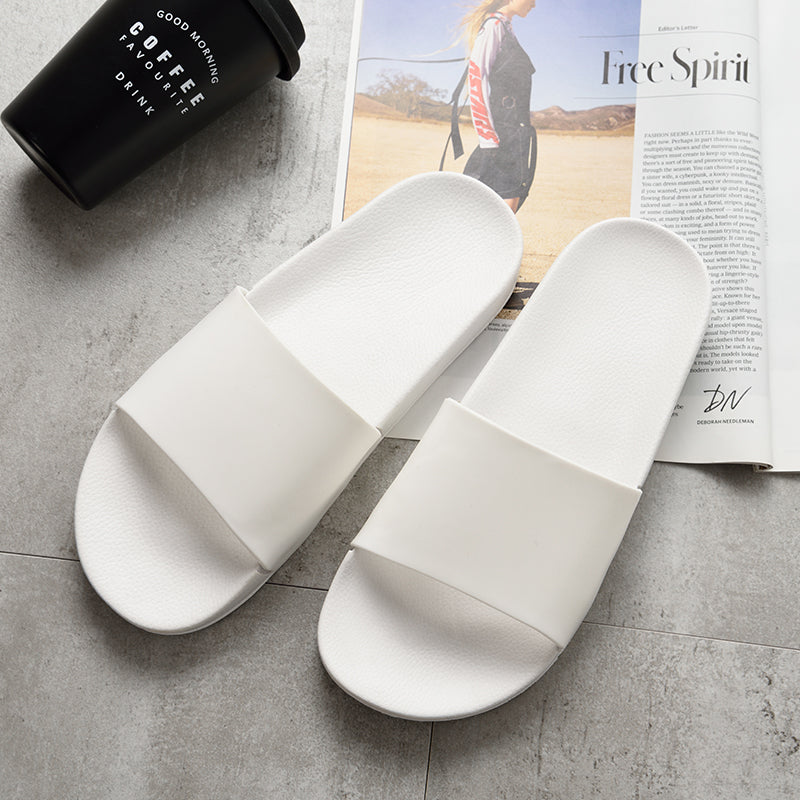 Men's Minimalist Black And White Slipper Sandal