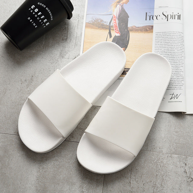 Men's Minimalist Black And White Slipper Sandal