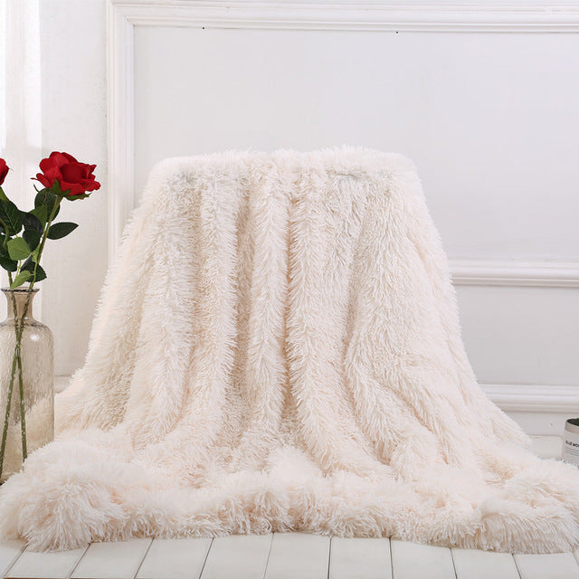 Super Shaggy Faux Fur Blanket