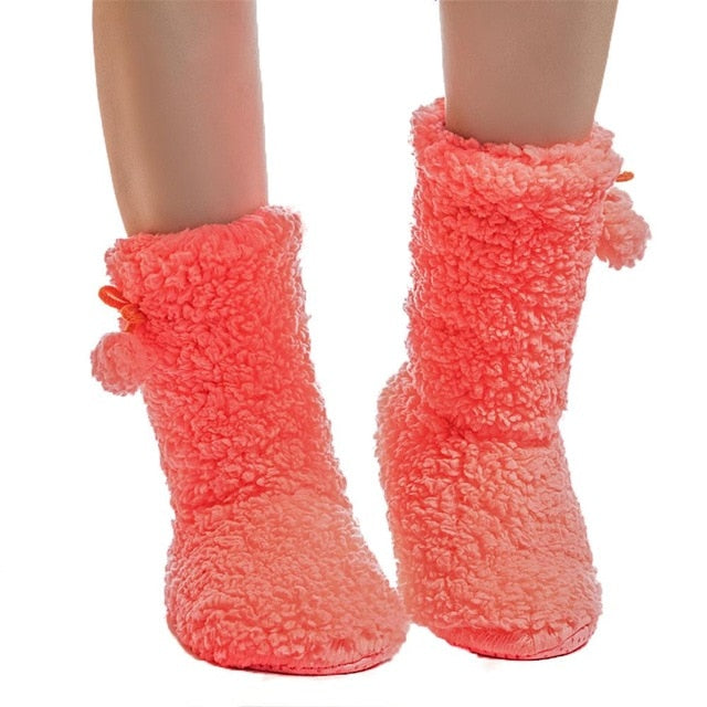 Super Plush Women's Above the Ankle Home Slippers